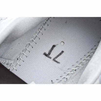 Picture of NIKE WMNS AIR VAPORMAX RUN UTILITY 'WHITE'