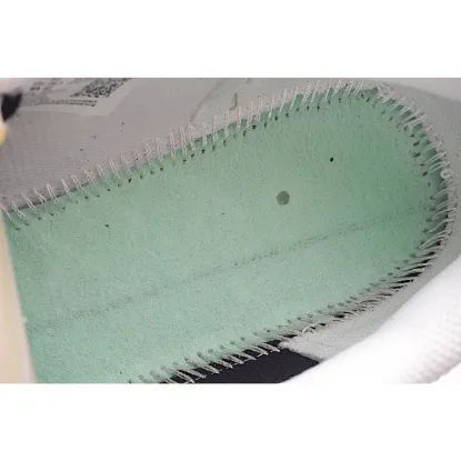 Picture of NIKE BLAZER LOW 1977 VNTG SS LOW TOP SNEAKERS
