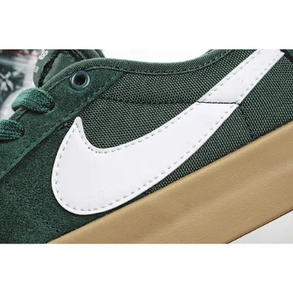 Picture of NIKE BLAZER LOW GT SB 'GREEN GUM'