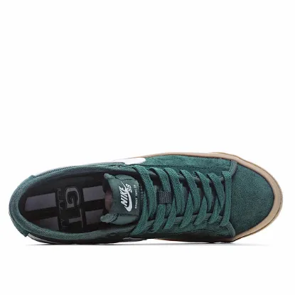 Picture of NIKE BLAZER LOW GT SB 'GREEN GUM'