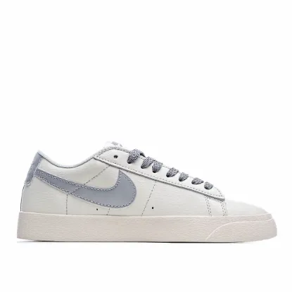 Picture of NIKE BLAZER LOW LOW TOP 3M REFLECTIVE