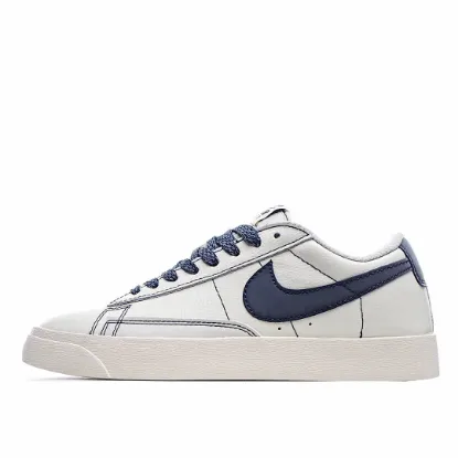 Picture of NIKE BLAZER LOW LOW TOP 3M REFLECTIVE