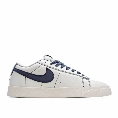 Picture of NIKE BLAZER LOW LOW TOP 3M REFLECTIVE