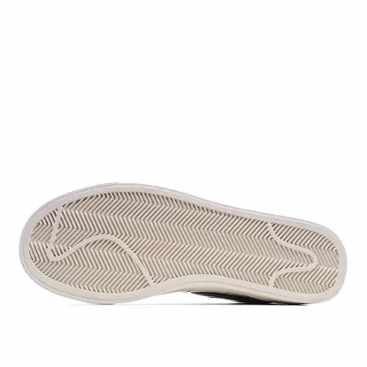 Picture of NIKE BLAZER LOW LOW TOP 3M REFLECTIVE