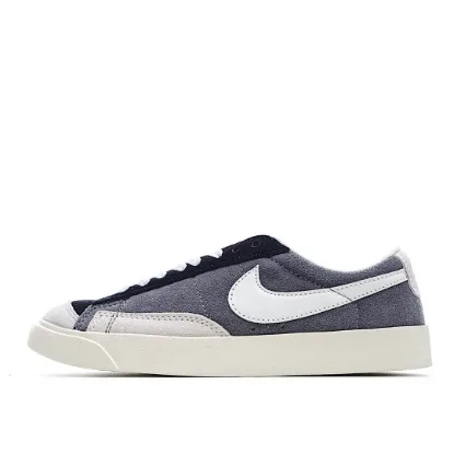 Picture of NIKE BLAZER LOW LOW-TOP SNEAKERS