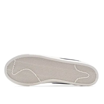 Picture of NIKE BLAZER LOW LOW-TOP SNEAKERS