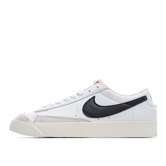 Picture of NIKE BLAZER LOW LOW-TOP SNEAKERS