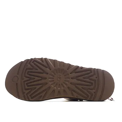 Picture of UGG CLASSIC MINI SERIES SNOW BOOTS