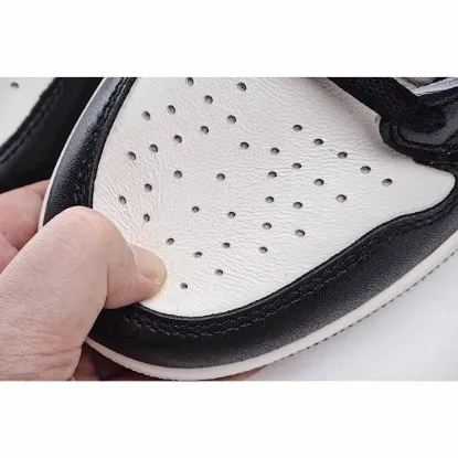 Picture of Air Jordan 1 Retro High OG 'Dark Mocha'