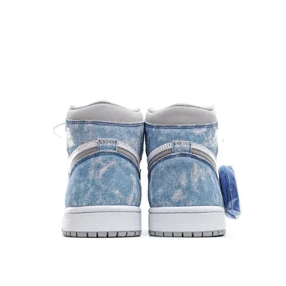 Picture of Air Jordan 1 Retro High OG 'Hyper Royal'