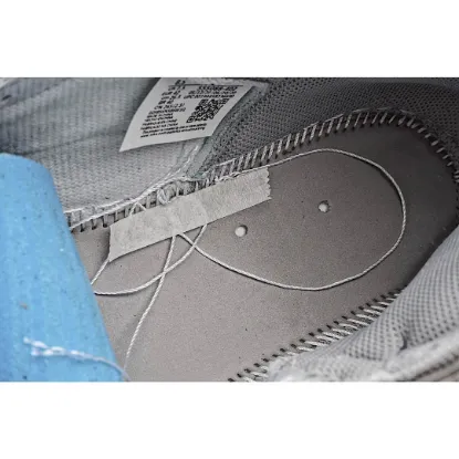 Picture of Air Jordan 1 Retro High OG 'Hyper Royal'