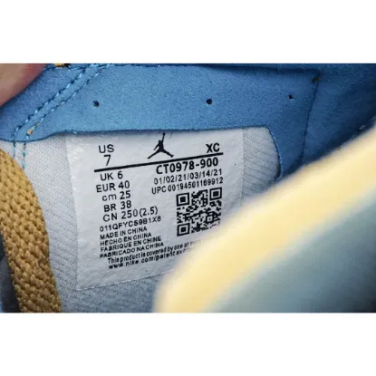 Picture of Air Jordan 1 Zoom CMFT Chile Red