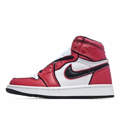 Picture of Air Jordan 1 “Chicago”，