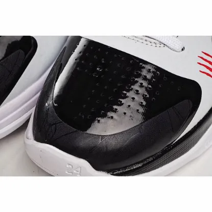 Picture of NIKE ZOOM KOBE 5 PROTRO 'ALTERNATE BRUCE LEE'