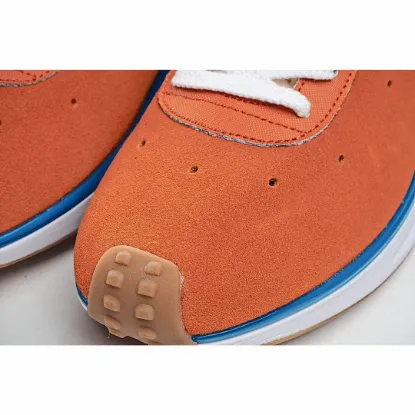 Picture of NIKE D/MS/X WAFFLE 'STARFISH PINE GREEN'