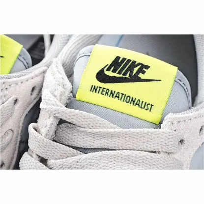Picture of NIKE INTERNATIONALIST LEATHER LOW TOP