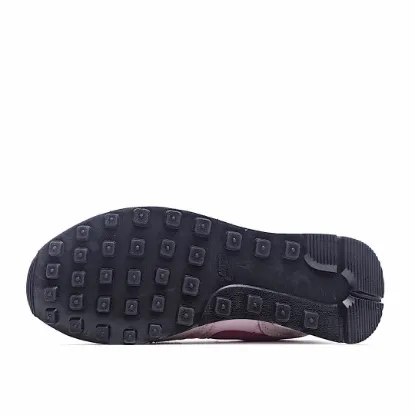 Picture of NIKE INTERNATIONALIST LEATHER LOW TOP