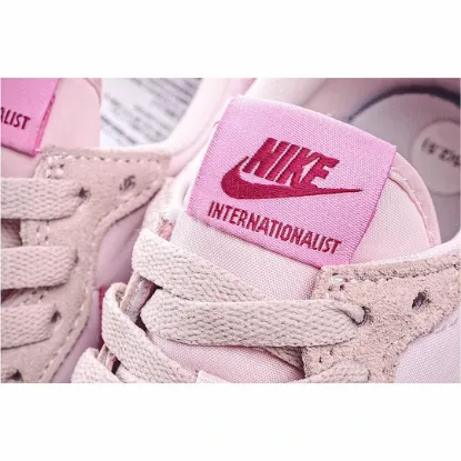 Picture of NIKE INTERNATIONALIST LEATHER LOW TOP