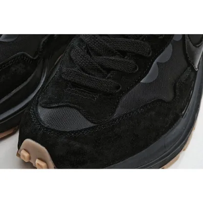 Picture of NIKE SACAI X VAPORWAFFLE 'BLACK GUM'