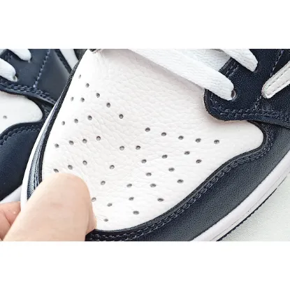 Picture of Air Jordan Team Hustle D9 Auto PS 'Metallic Silver'