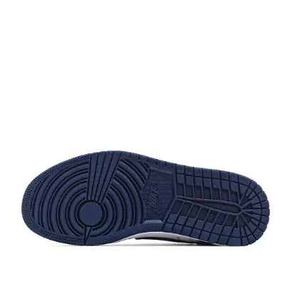 Picture of Air Jordan Team Hustle D9 Auto PS 'Metallic Silver'