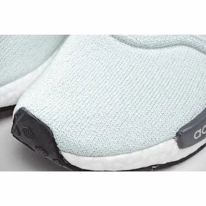 Picture of Adidas Wmns NMD_R1 'Ice Mint'