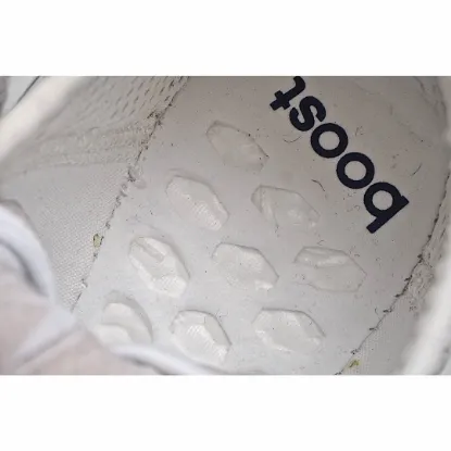 Picture of Adidas Wmns NMD_R1 'Orchid Tint' Sample