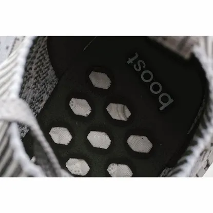 Picture of Adidas Wmns NMD_R1 Primeknit 'Grey Glitch Camo'