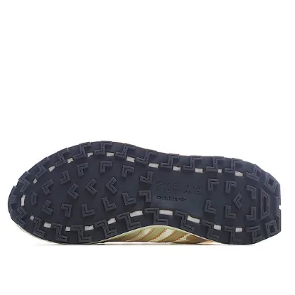 Picture of Adidas Originals Retropy Boost