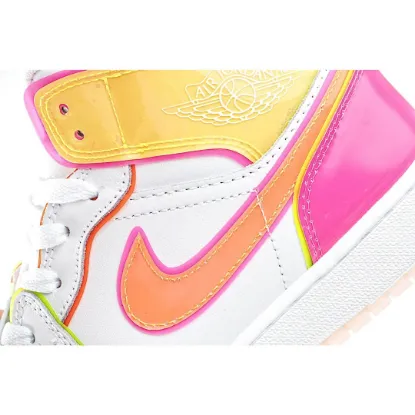 Picture of Air Jordan 1 Mid SE GS 'Edge Glow'