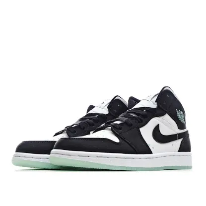 Picture of Air Jordan 1 Mid SE GS 'Glow in the Dark Panda'