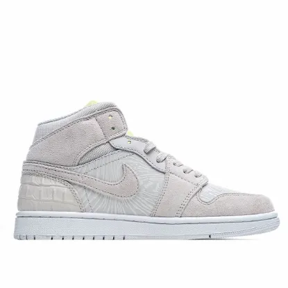 Picture of Wmns Air Jordan 1 Mid 'Ghost Green'