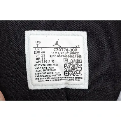 Picture of Wmns Air Jordan 1 Mid SE 'Dutch Green'