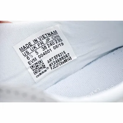 Picture of Adidas Ozweego J 'White Sky Tint'‬