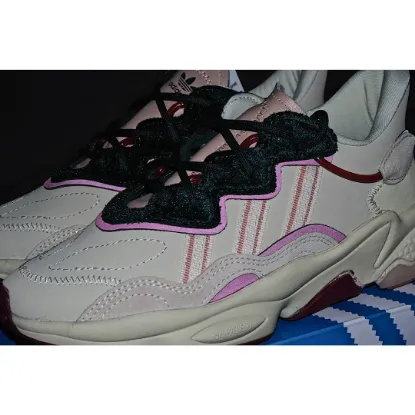 Picture of Adidas Wmns Ozweego 'Sand Ash Pearl'‬