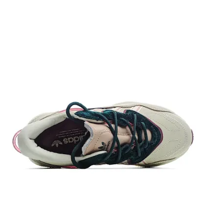 Picture of Adidas Wmns Ozweego 'Sand Ash Pearl'‬