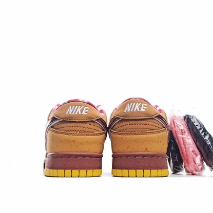 Picture of CONCEPTS X NIKE SB DUNK LOW