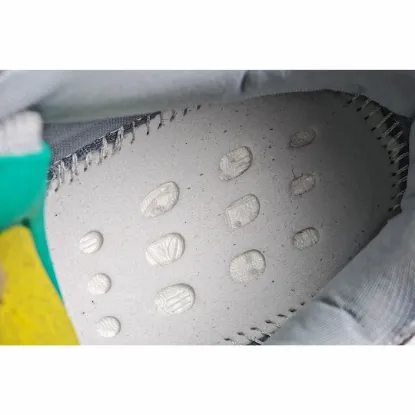 Picture of Adidas Yeezy Boost 700 V2 'Hospital Blue'
