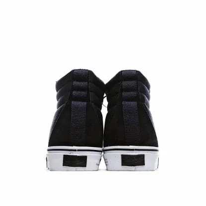 Picture of Asics Onitsuka Mexico 66 Slip-On Canvas Running Shoe
