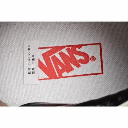 Picture of Vans Paneled Contrast Skateboards