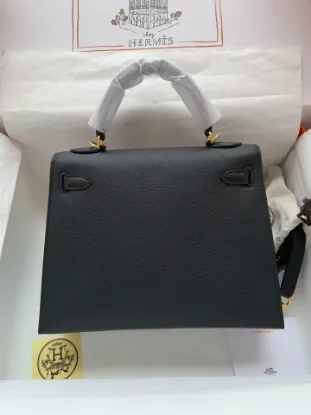 Picture of stockKelly black size:25cm*28cm