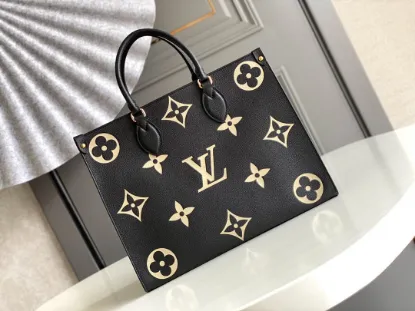 Picture of Size: 35 x 27 x 14 cm
