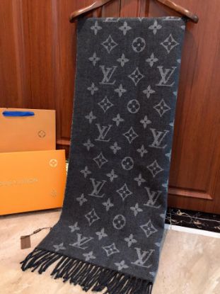 Picture of LV scarf