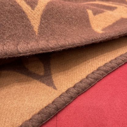 Picture of LV scarf