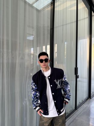 Picture of Louis Vuitton