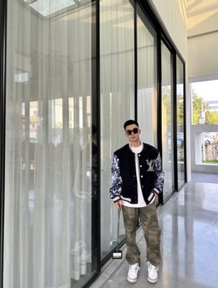 Picture of Louis Vuitton