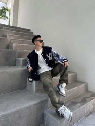 Picture of Louis Vuitton