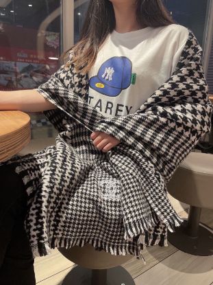 Picture of CHANEL scarf