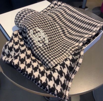 Picture of CHANEL scarf
