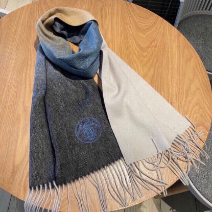 Picture of HERMES scarf